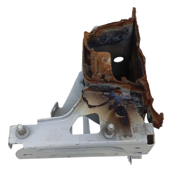 Ponta Longarina Direita Gm Tracker 2017 2018  Prateado