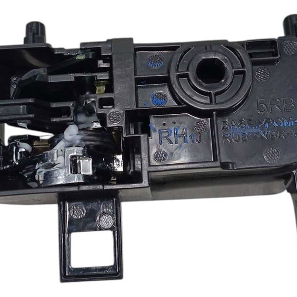 Maçaneta Interna Traseira Direita Nissan Versa 2022 Á 2025 Preto Traseira