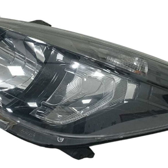 Farol Esquerdo Gm Spin 2015 Detalhe Recuperar V3 Esquerdo/motorista