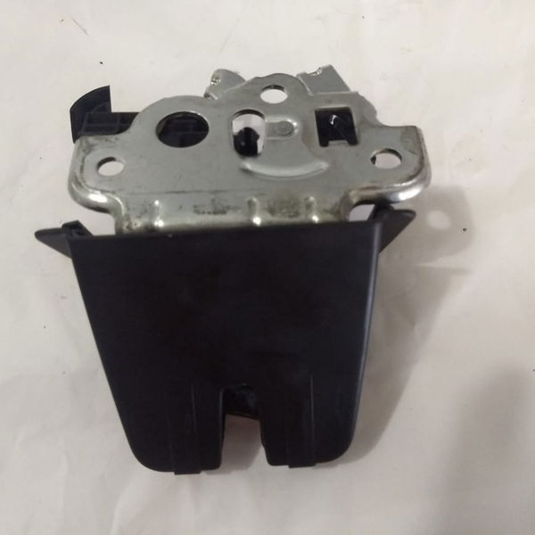 Fechadura Tampa Traseira Volkswagen Jetta 2014