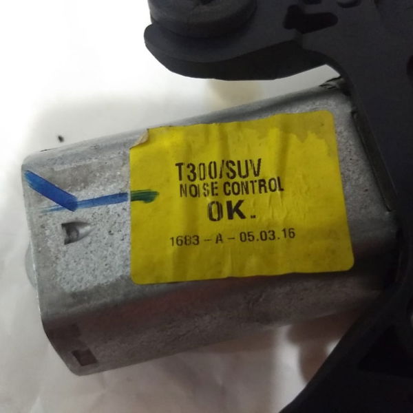 Motor Limpador Traseiro Tracker Ltz 2016