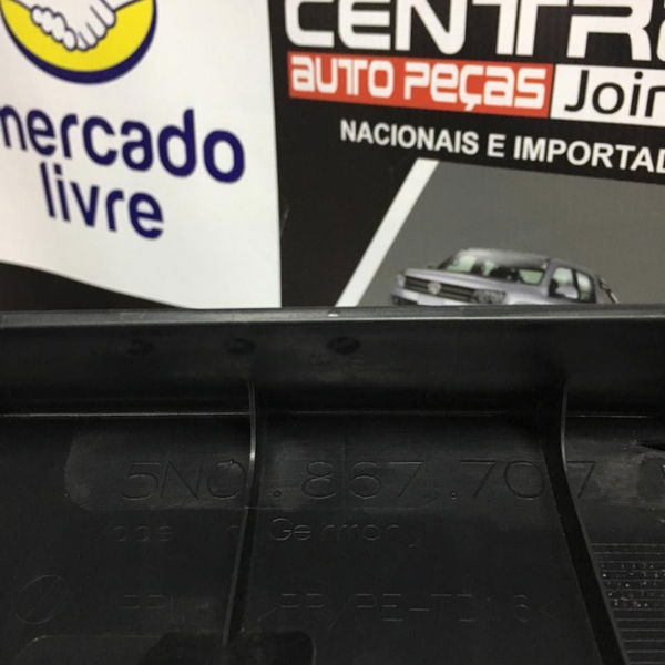 Acabamento Interno Central Vidro Tampa Traseira Tiguan 2011