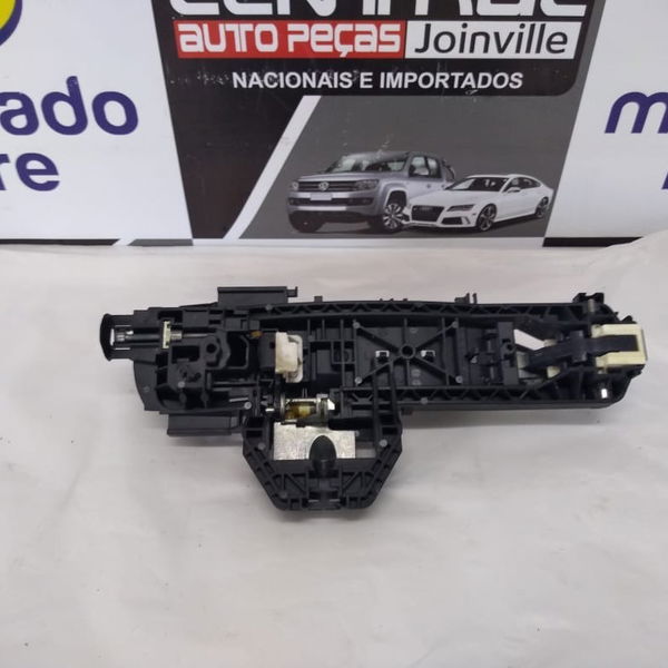 Maçaneta Externa Traseira Esquerda Mercedes Benz C250 2011
