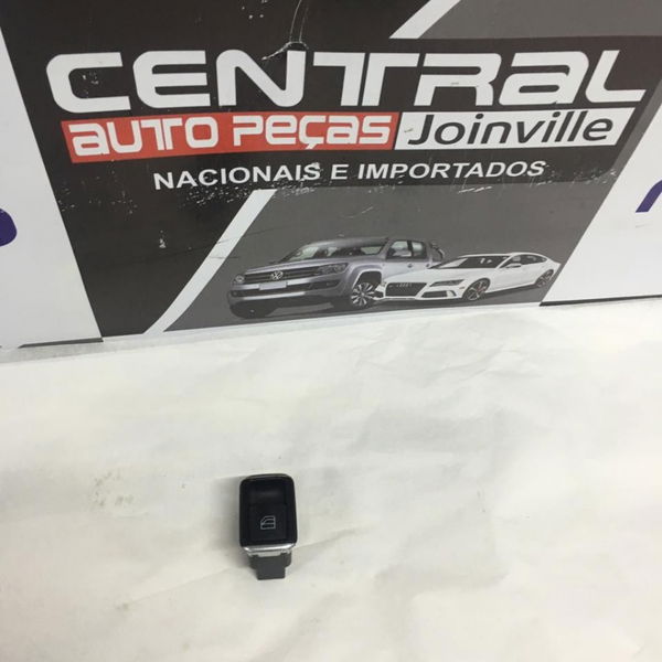 Comando Vidro Elétrico Traseiro Direito Mercedes C180 2014