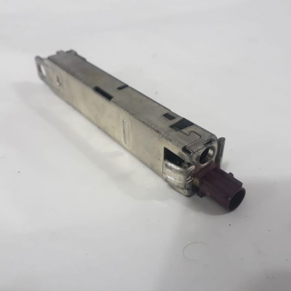 Amplificador Esquerdo Antena Volkswagen Jetta 2017