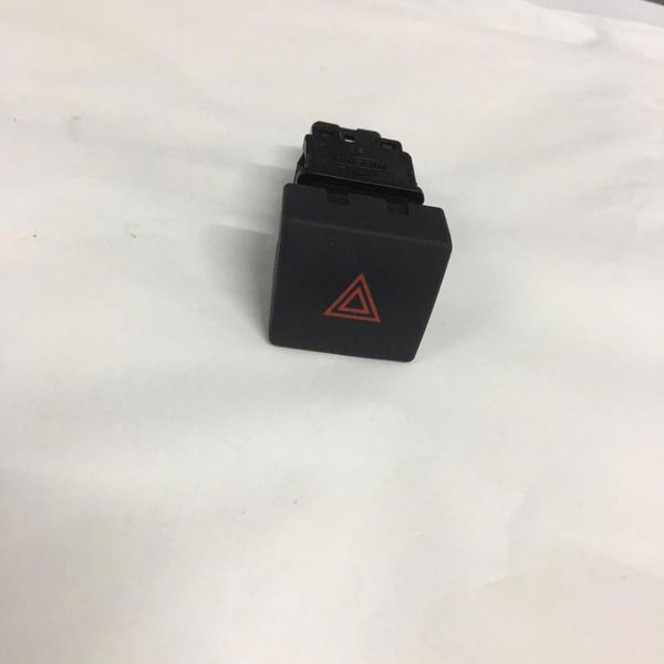 Botão Comando Interruptor Alerta Nissan Sentra 2019