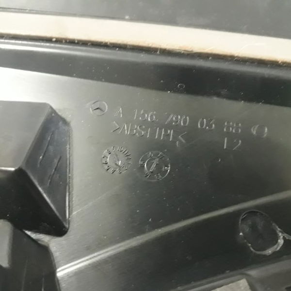 Acabamento Parabrisa Traseiro Esquerdo Mercedes Gla200 2018