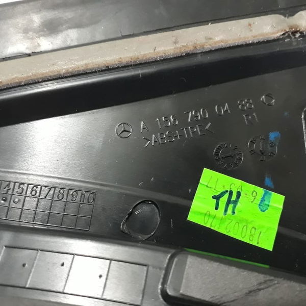 Acabamento Parabrisa Traseiro Direito Mercedes Gla200 2018