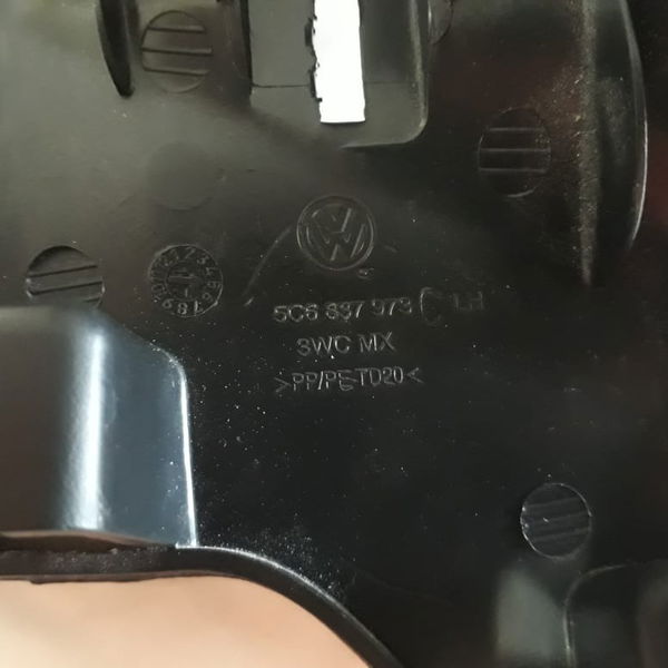 Acabamento Interno Retrovisor Esquerdo Vw Jetta 2017