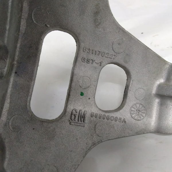 Suporte Do Compressor De Ar Tracker 1.4 Turbo 2018