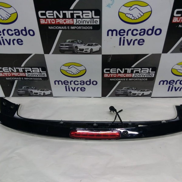 Aerofólio Com Break Light Gm Tracker 2018 Detalhe