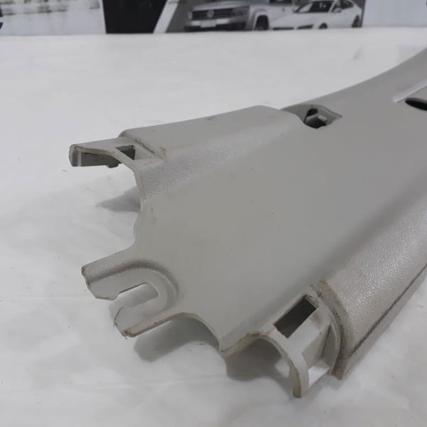 Acabamento Esquerdo Coluna Cinto Volkswagen Amarok 2010