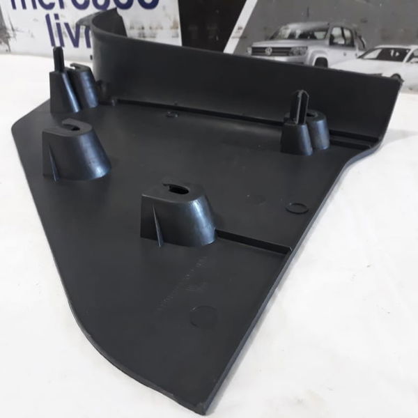 Acabamento Inferior Direito Coluna Volkswagen Amarok 2010