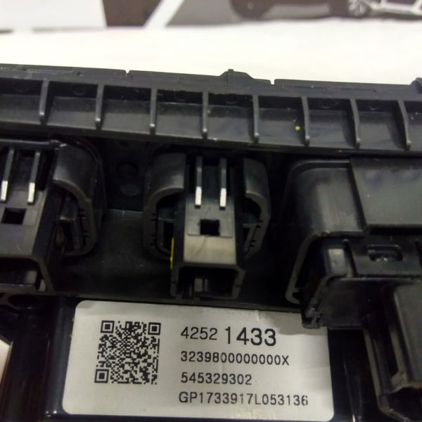 Comando Ar Condicionado Gm Tracker Ltz 1.4 2018