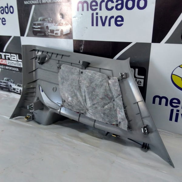 Acabamento Superior Porta Mala Esquerda Gm Tracker Ltz 2018