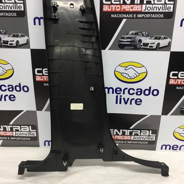 Acabamento Inferior Coluna Lado Direito Tracker Ltz 2018