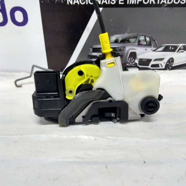 Fechadura Porta Traseira Esquerda Tracker Ltz 2018