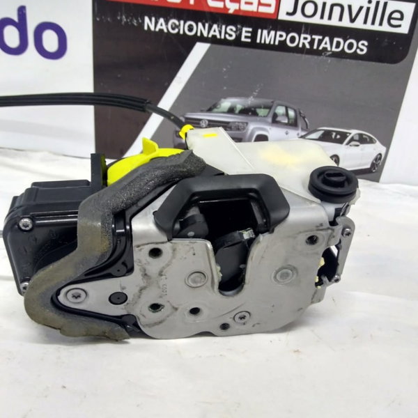 Fechadura Porta Traseira Esquerda Tracker Ltz 2018