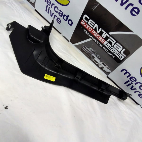 Acabamento Inferior Soleira Esquerda Gm Tracker Ltz 2018