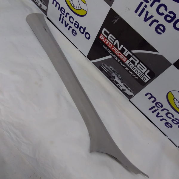 Acabamento Superior Lado Esquerdo Peugeot 308 2018