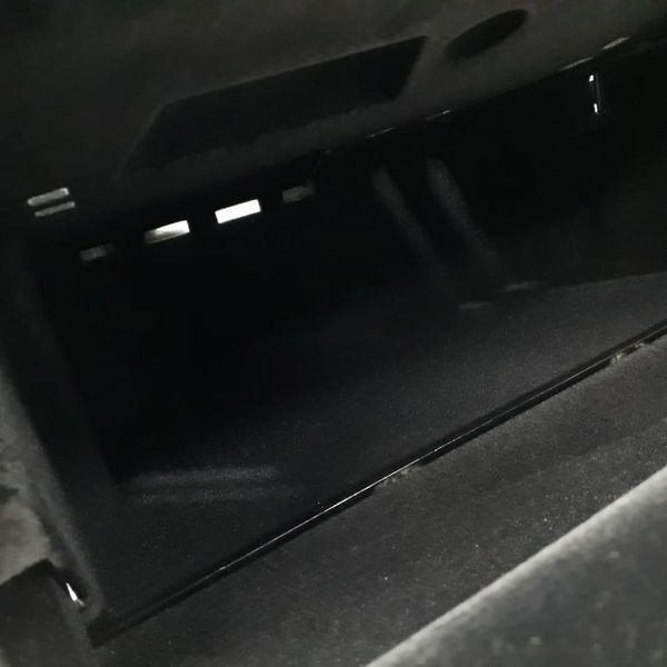 Porta Luvas Bmw 320i 2018