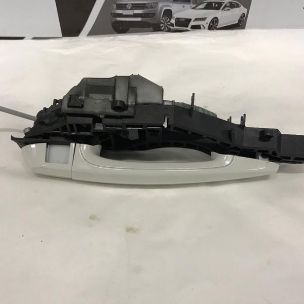 Maçaneta Externa Traseira Esquerda Bmw 320i 2018