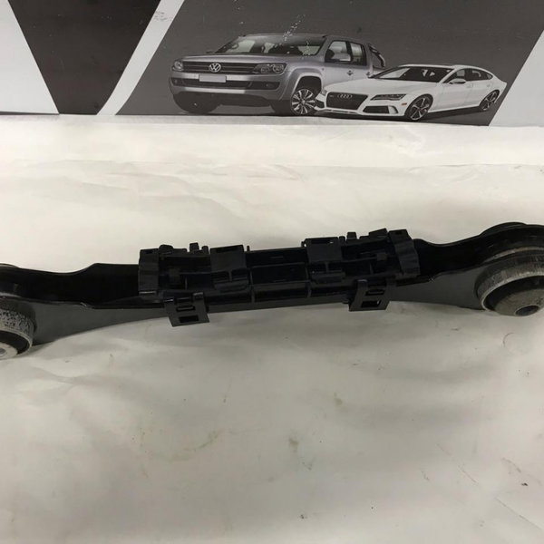 Braço Esquerdo Suspensão Dianteira Bmw 320i 2018