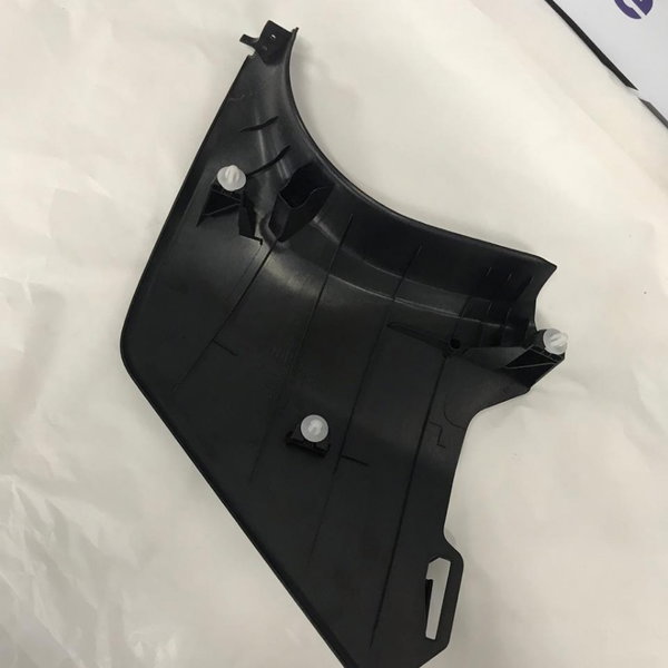 Acabamento Soleira Dianteira Direita Bmw 320i 2018 Preto