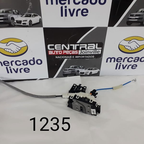 Fechadura Porta Dianteira Esquerda Mercedes Cla 200 2018 