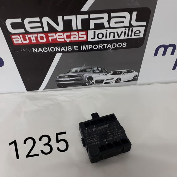 Modulo Porta Dianteira Esquerda Mercedes Cla 200 2018 