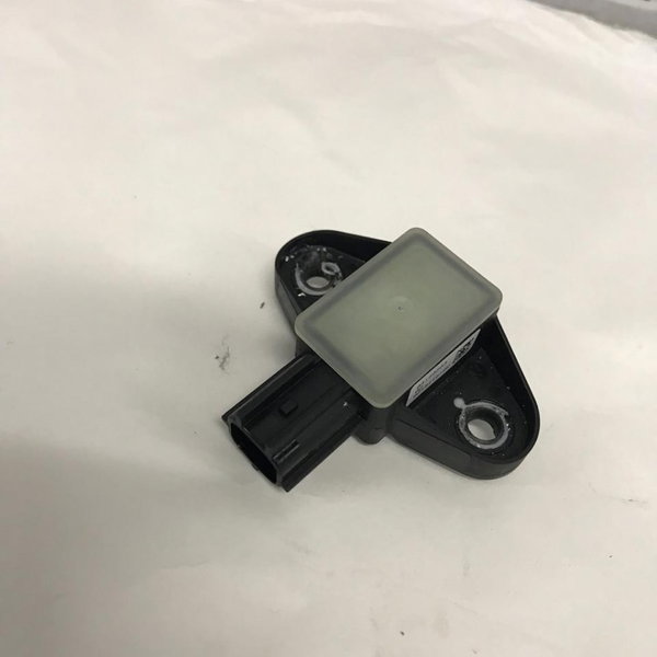 Sensor Airbag Colisão Lado Esquerdo Vw Tiguan 2015