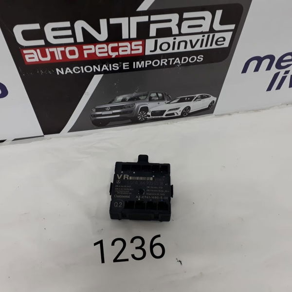 Modulo Porta Dianteira Direita Mercedes Cla200 2018