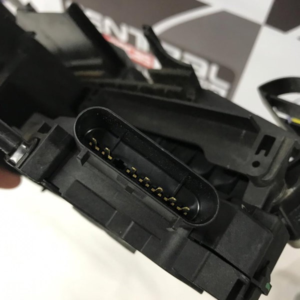 Fechadura Porta Dianteira Esquerda Ford Focus 2014
