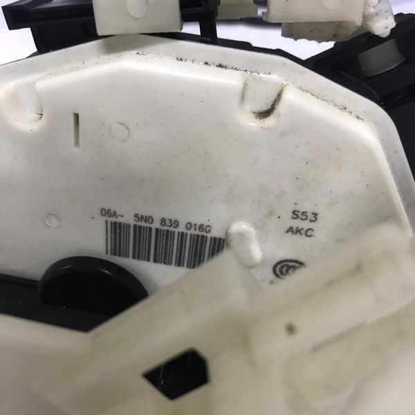 Fechadura Porta Traseira Esquerda Volkswagen Tiguan 2015