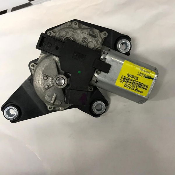 Motor Limpador Traseiro Tracker 1.8 2014 A 2016