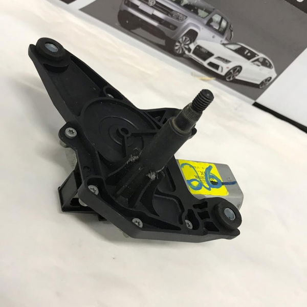 Motor Limpador Traseiro Tracker 1.8 2014 A 2016