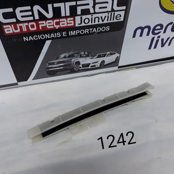 Guia Vidro Porta Traseira Direita Fiat Toro 2019