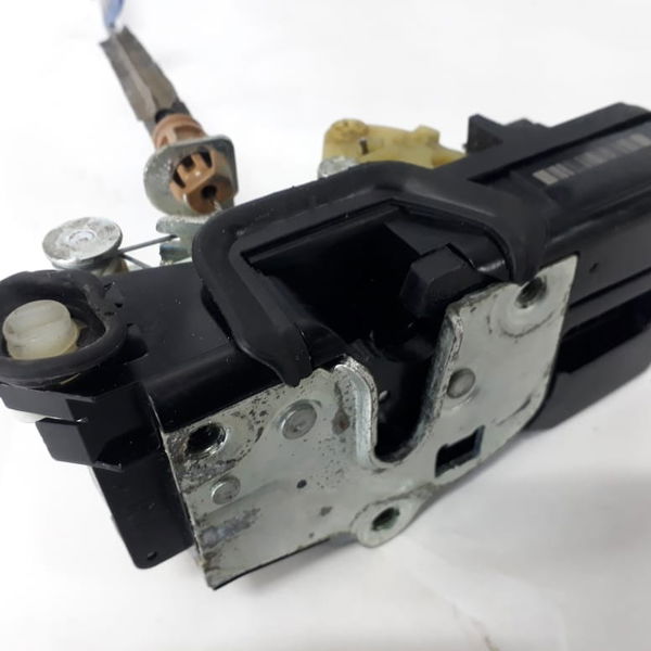 Fechadura Porta Traseira Direita Gm Captiva 2014