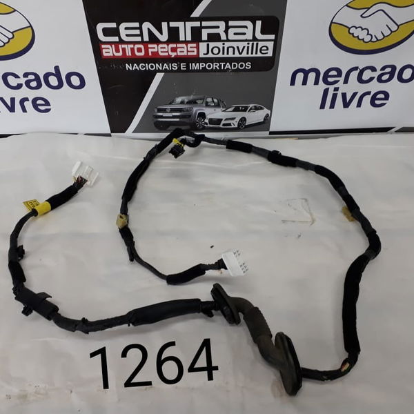 Chicote Superior Tampa Traseira Hyundai Veloster 2013