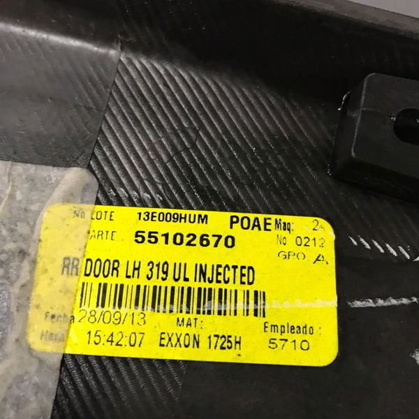 Aplique Porta Traseira Esquerda Gm Captiva 2013