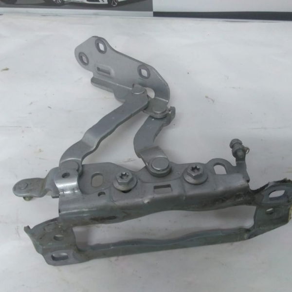 Dobradiça Capo Lado Direito Mercedes C180 2012 2013 2014
