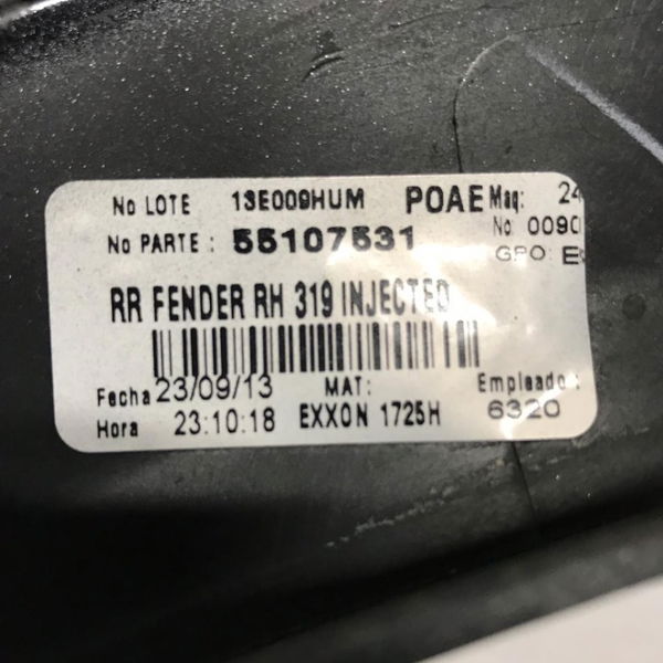 Aplique Paralama Traseiro Direito Gm Captiva 2013 Detalhe