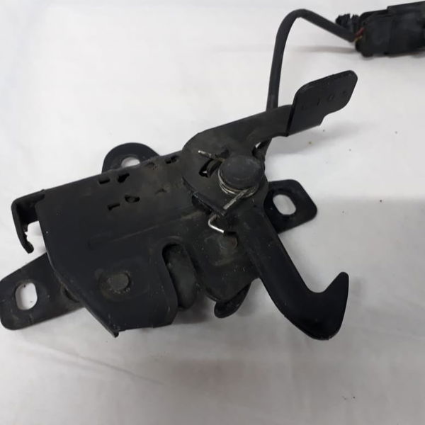 Fechadura Capô Dianteiro Gm Captiva 2014