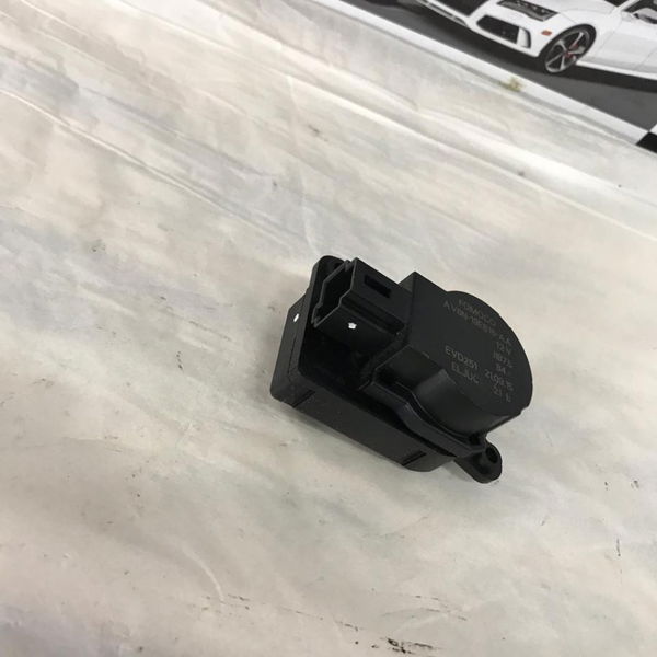 Atuador Da Caixa Ar Condicionado Ford Focus 2014 2016