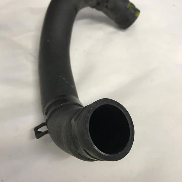 Mangueira Inferior Água Radiador Hyundai Veloster 2013