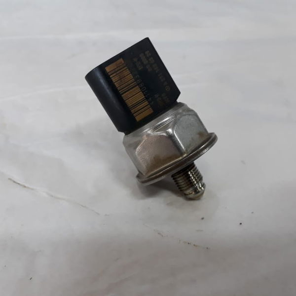 Sensor Pressão Combustível Mercedes C180 2012