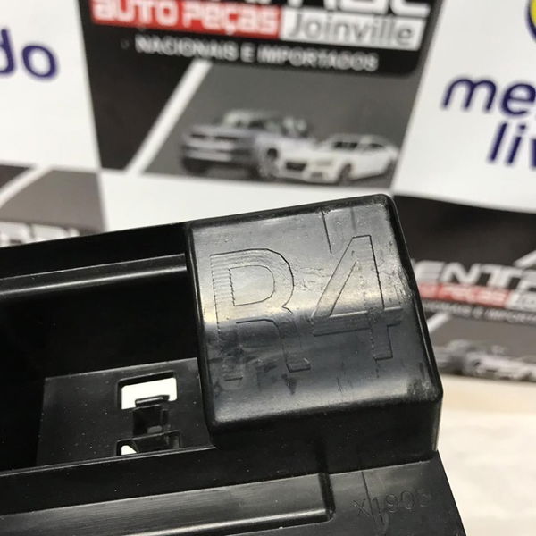 Suporte Spoiler Esquerdo R4 Bmw 320i 2015