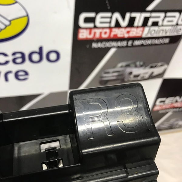 Suporte Spoiler Esquerdo R3 Bmw 320i 2015