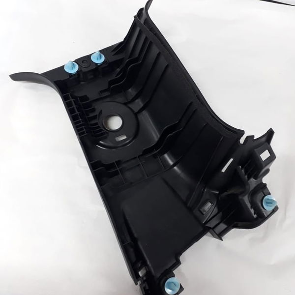 Moldura Coluna Cinto Esquerdo Hyundai Veloster 2013