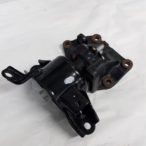 Coxim Esquerdo Motor Hyundai Veloster 2013